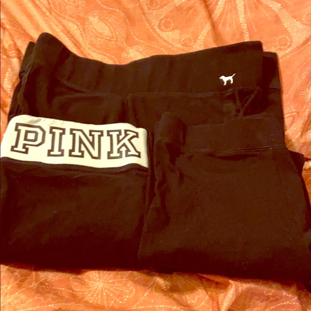 3 pairs of leggings